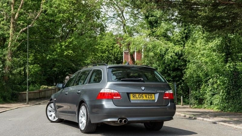 2005 BMW E61 545i & 550i Touring - Image 9 of 30