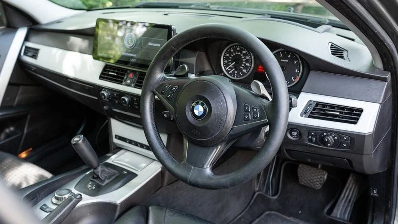 2005 BMW E61 545i & 550i Touring - Image 14 of 30
