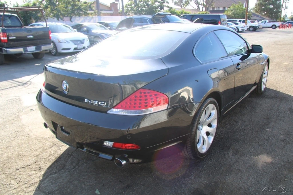 2005 BMW E63/E64 645Ci & 650i - Image 6 of 21