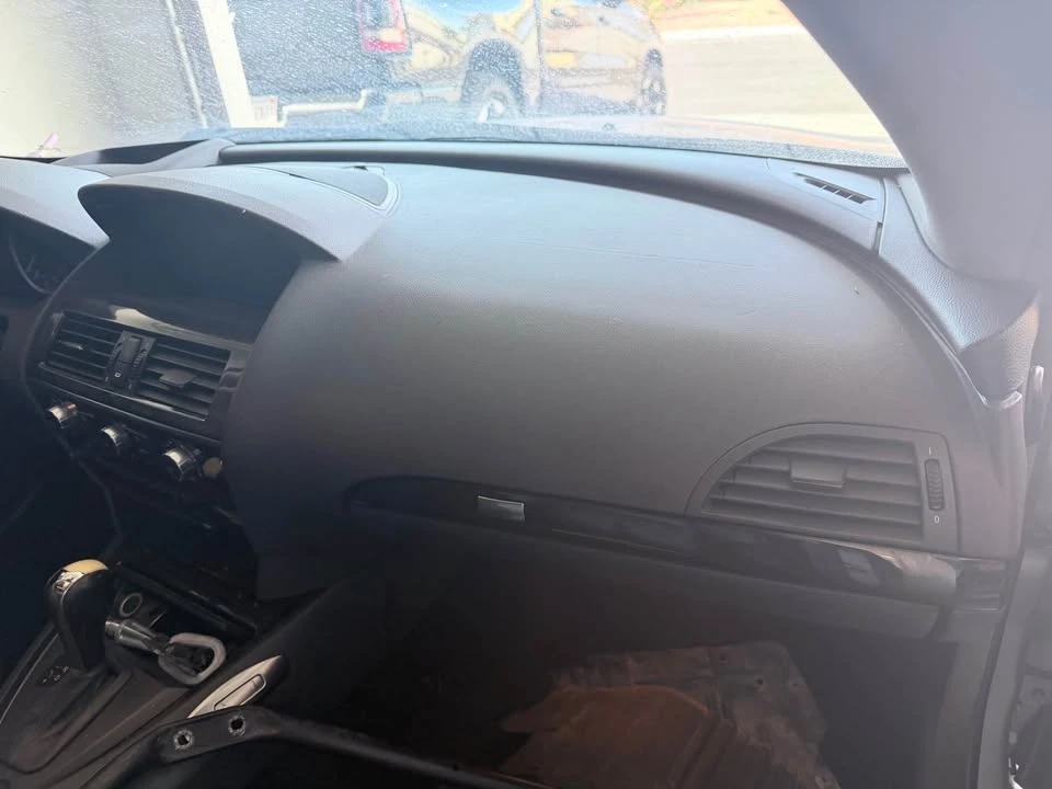2005 BMW E63/E64 645Ci & 650i - Image 13 of 14