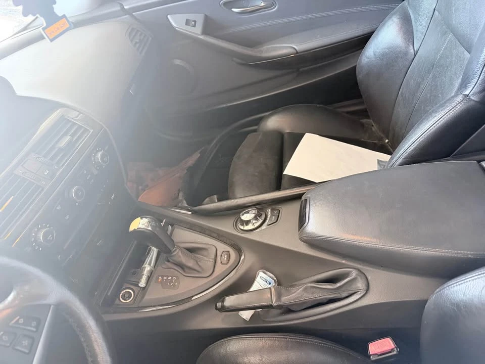 2005 BMW E63/E64 645Ci & 650i - Image 12 of 14