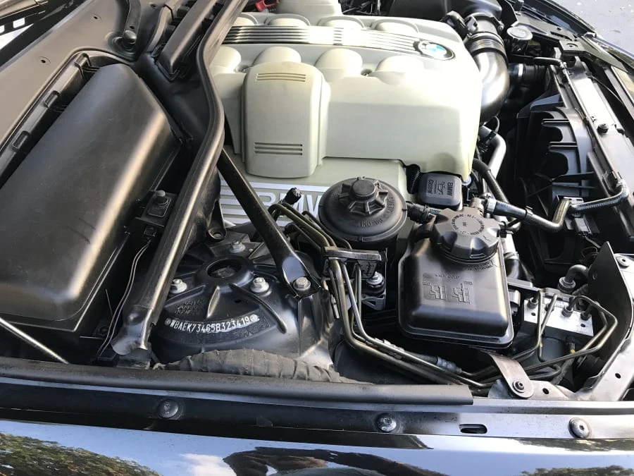 2005 BMW E63/E64 645Ci & 650i - Image 7 of 11