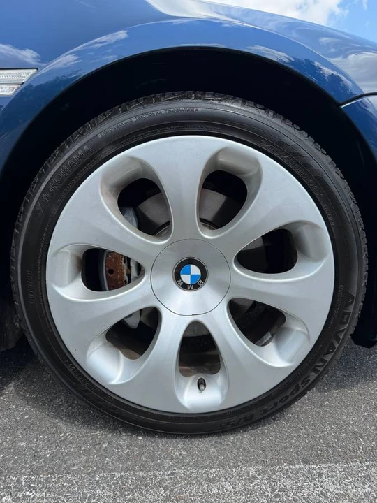 2005 BMW E63/E64 645Ci & 650i - Image 16 of 20