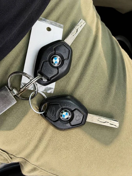 2005 BMW E63/E64 645Ci & 650i - Image 15 of 20