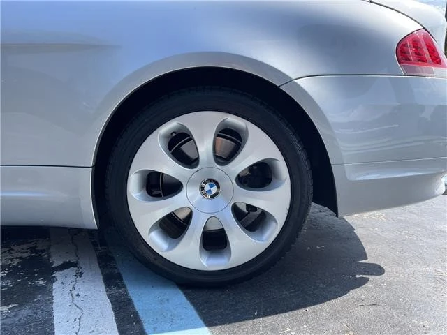 2005 BMW E63/E64 645Ci & 650i - Image 18 of 21