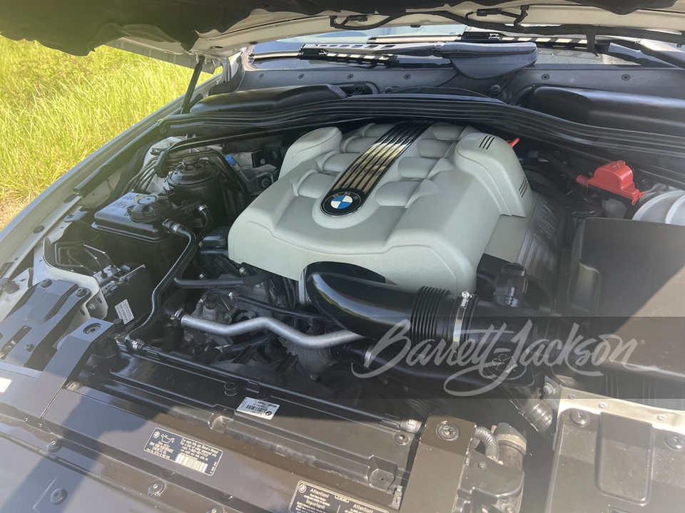 2005 BMW E63/E64 645Ci & 650i - Image 4 of 25