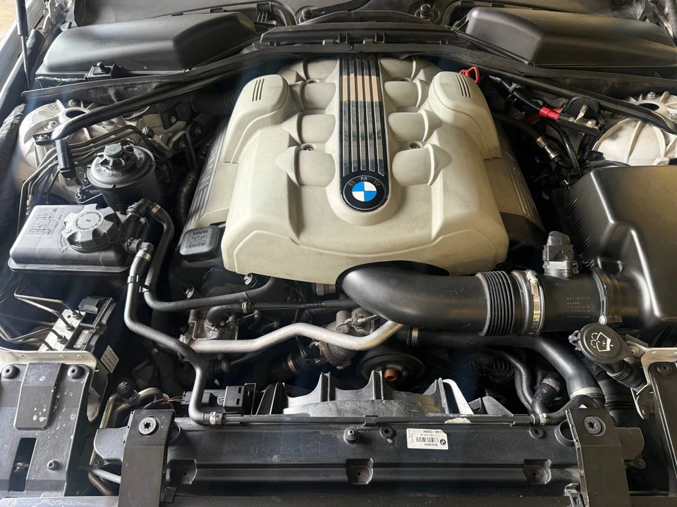 2005 BMW E63/E64 645Ci & 650i - Image 11 of 12