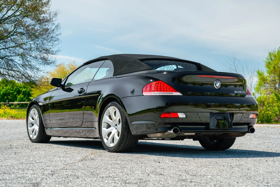 2005 BMW E63/E64 645Ci & 650i - Image 19 of 31