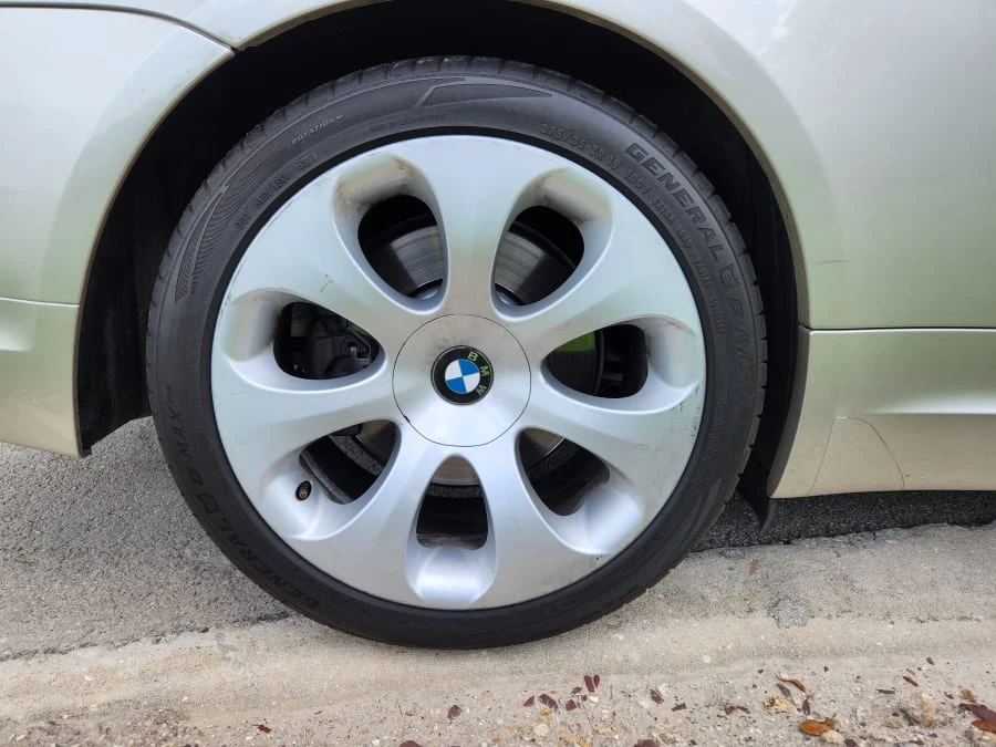 2005 BMW E63/E64 645Ci & 650i - Image 21 of 31