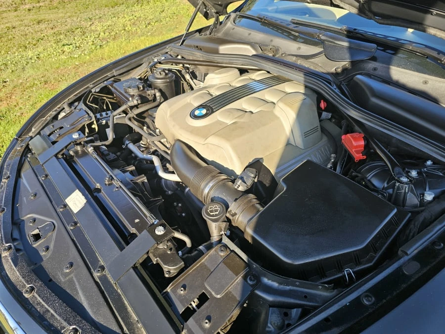 2005 BMW E63/E64 645Ci & 650i - Image 13 of 14