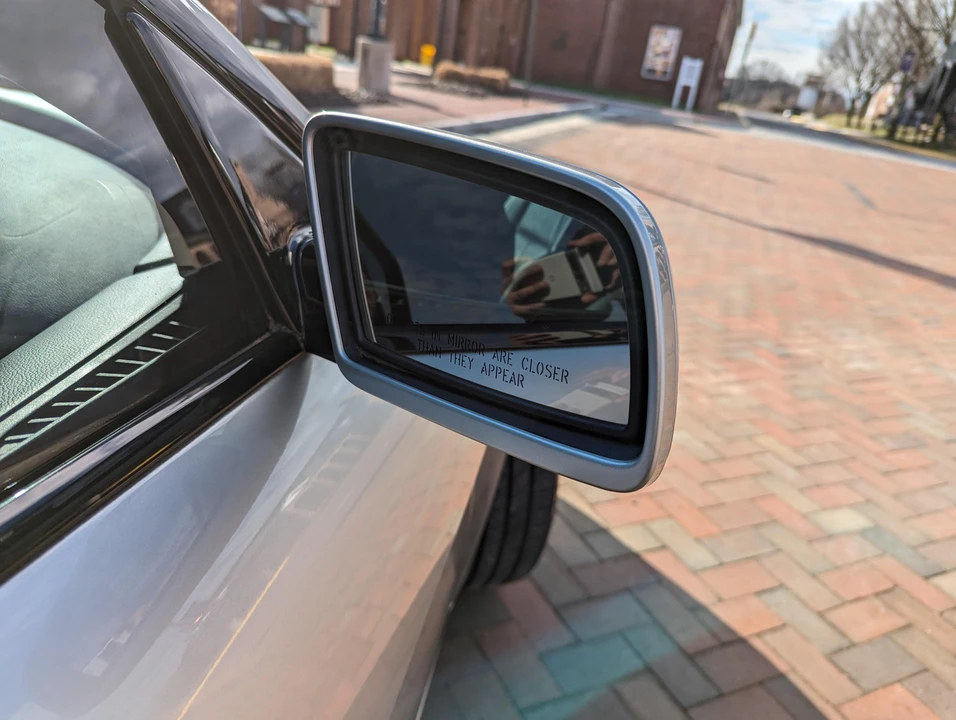 2005 BMW E63/E64 645Ci & 650i - Image 18 of 31