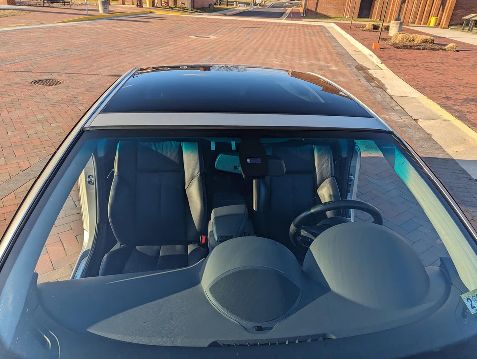2005 BMW E63/E64 645Ci & 650i - Image 12 of 31