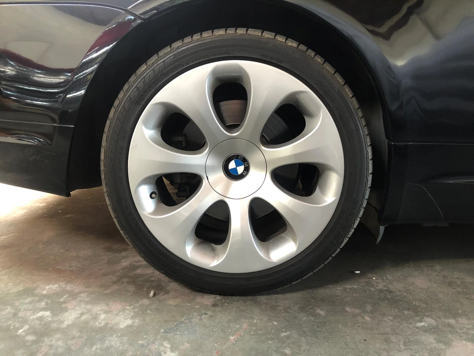 2005 BMW E63/E64 645Ci & 650i - Image 28 of 31