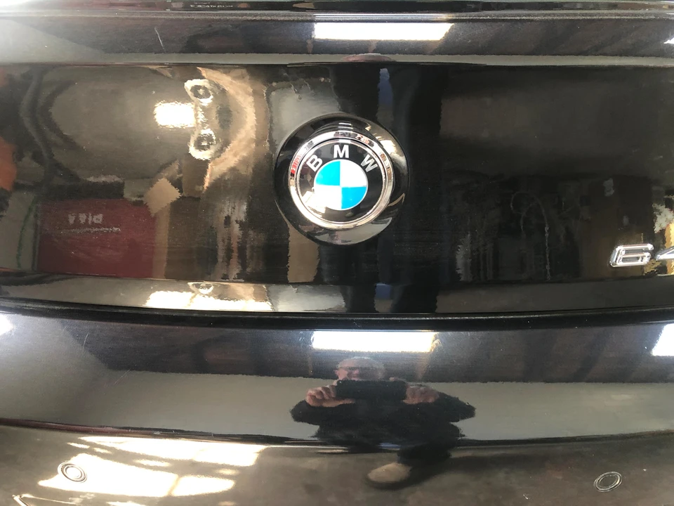 2005 BMW E63/E64 645Ci & 650i - Image 19 of 31