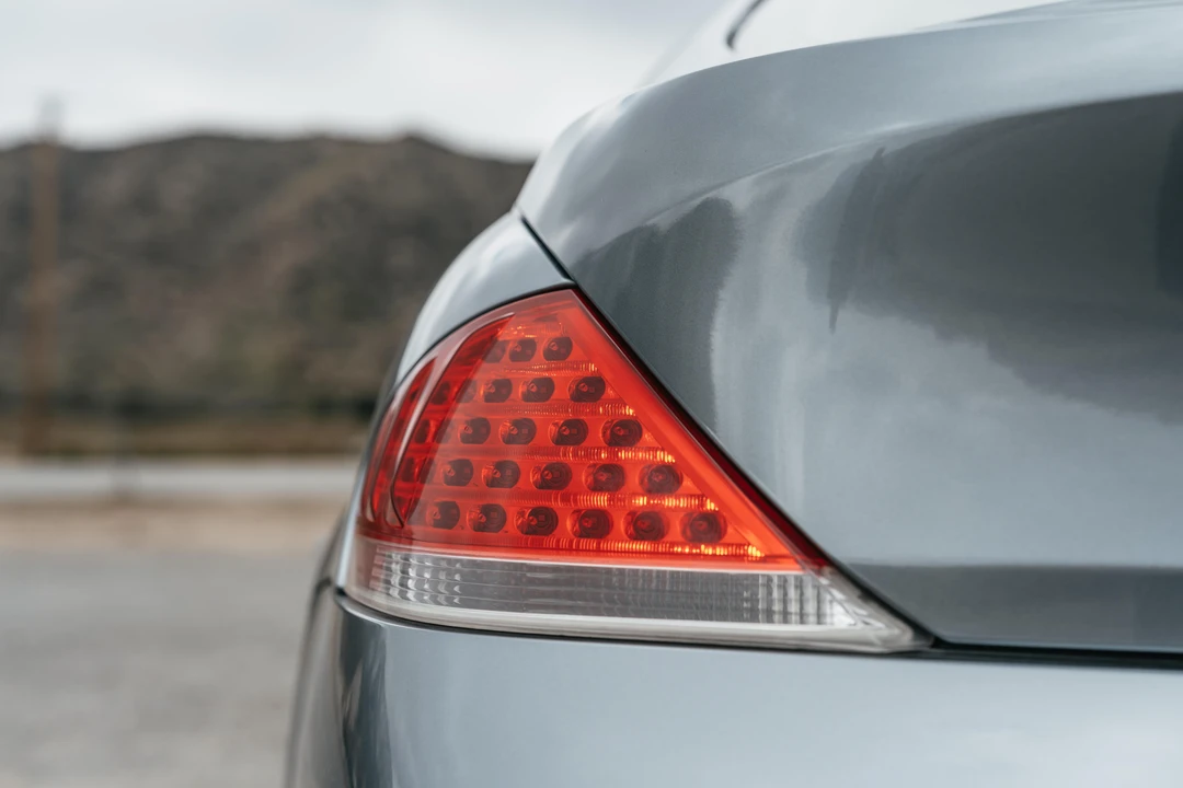 2005 BMW E63/E64 645Ci & 650i - Image 19 of 31