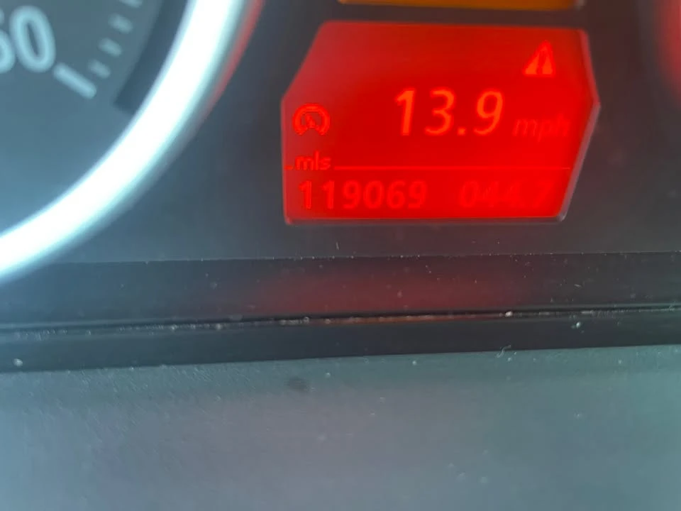 2005 BMW E63/E64 645Ci & 650i - Image 11 of 13