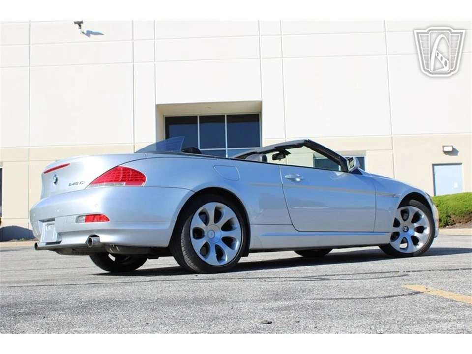 2005 BMW E63/E64 645Ci & 650i - Image 16 of 31