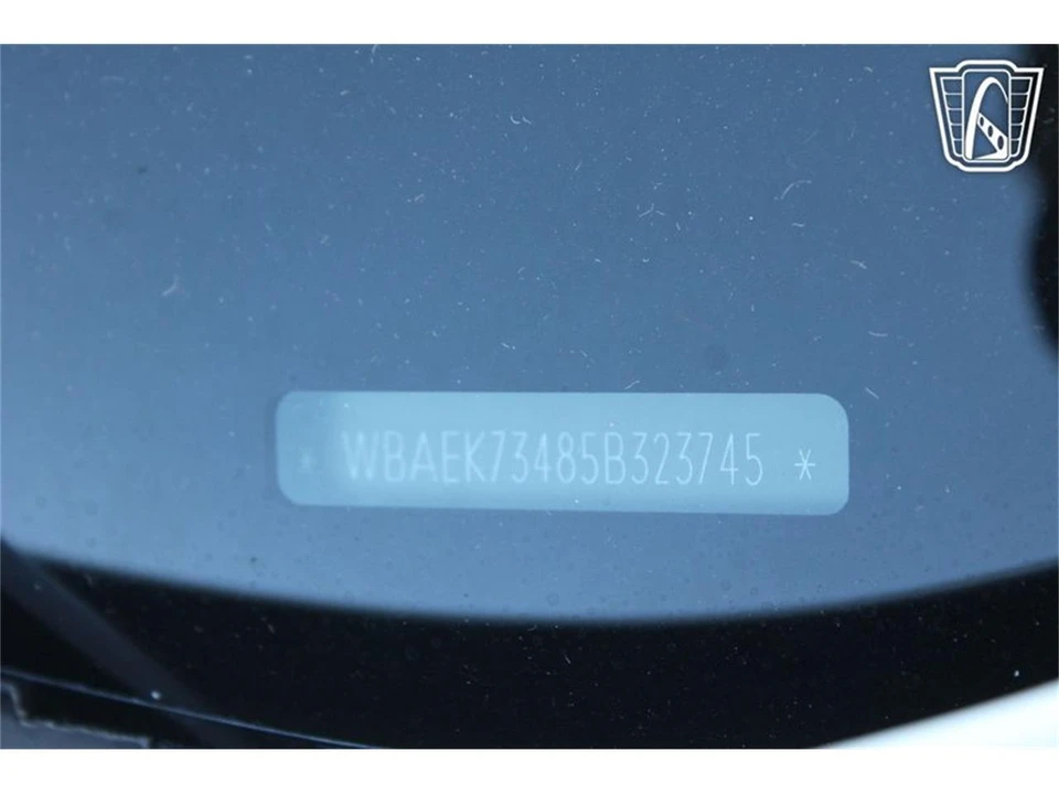 2005 BMW E63/E64 645Ci & 650i - Image 2 of 31