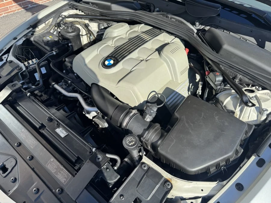 2005 BMW E63/E64 645Ci & 650i - Image 12 of 13