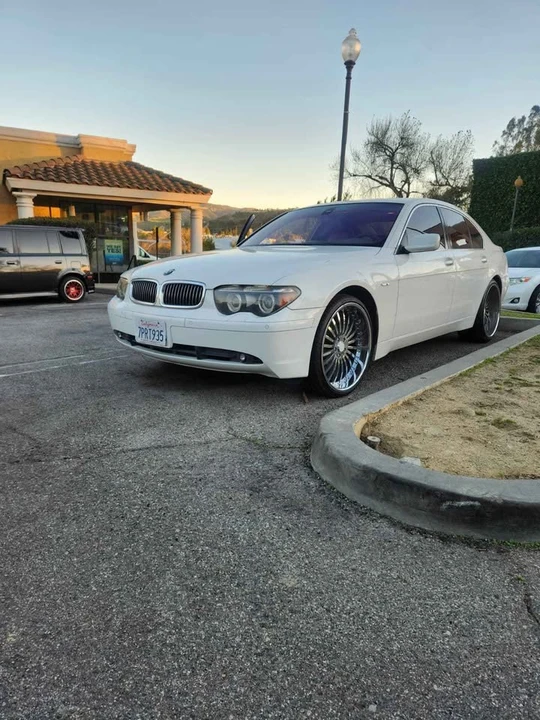 2005 BMW E65/E66 7 Series - Image 8 of 16