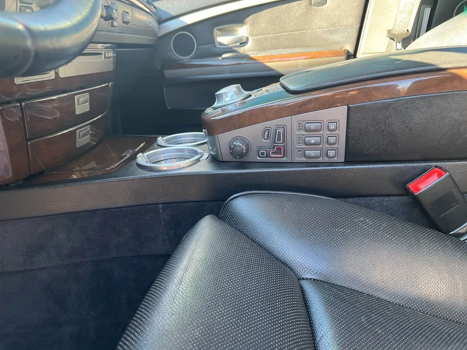 2005 BMW E65/E66 7 Series - Image 16 of 19
