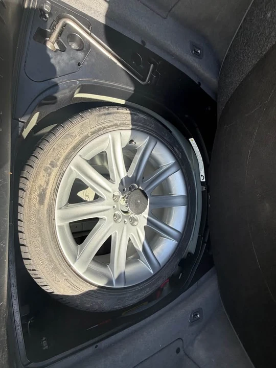 2005 BMW E65/E66 7 Series - Image 13 of 17