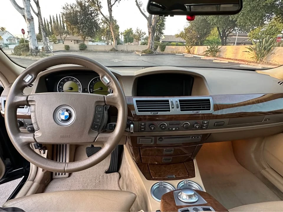 2005 BMW E65/E66 7 Series - Image 7 of 16