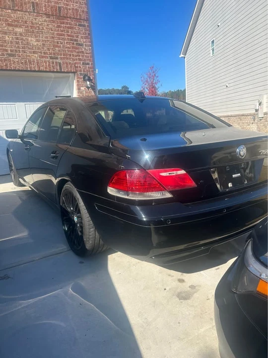 2005 BMW E65/E66 750i & 760i Sedan - Image 2 of 6