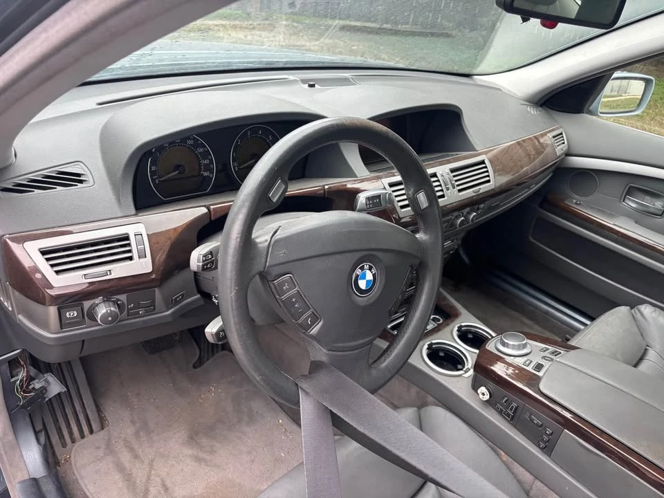 2005 BMW E65/E66 750i & 760i Sedan - Image 6 of 11