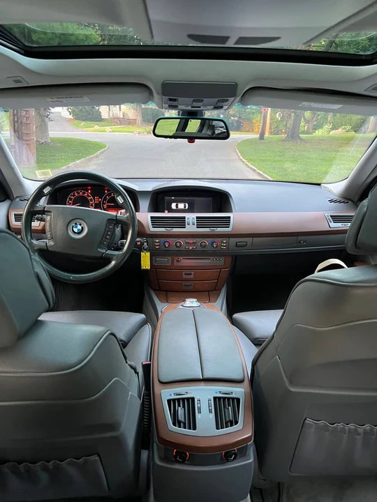 2005 BMW E65/E66 7 Series - Image 15 of 21
