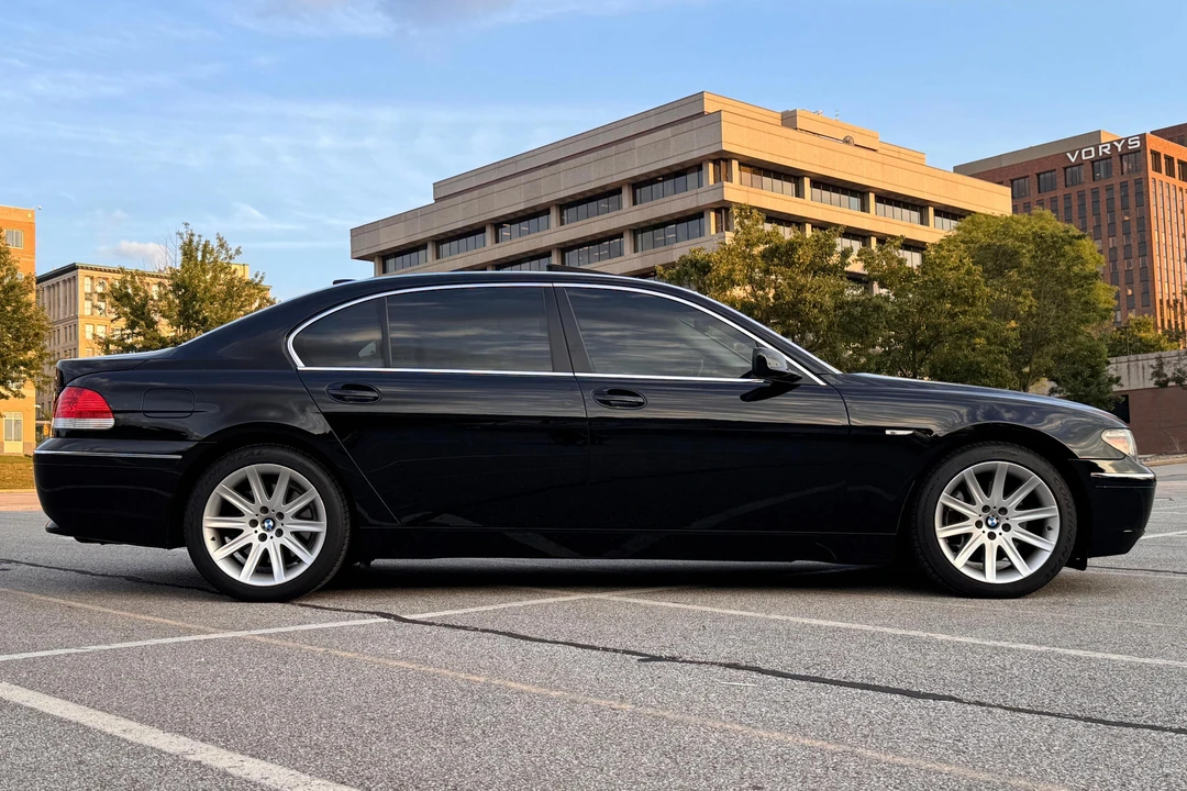 2005 BMW E65/E66 7 Series - Image 3 of 31