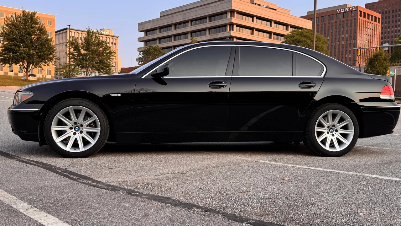 2005 BMW E65/E66 7 Series - Image 13 of 31