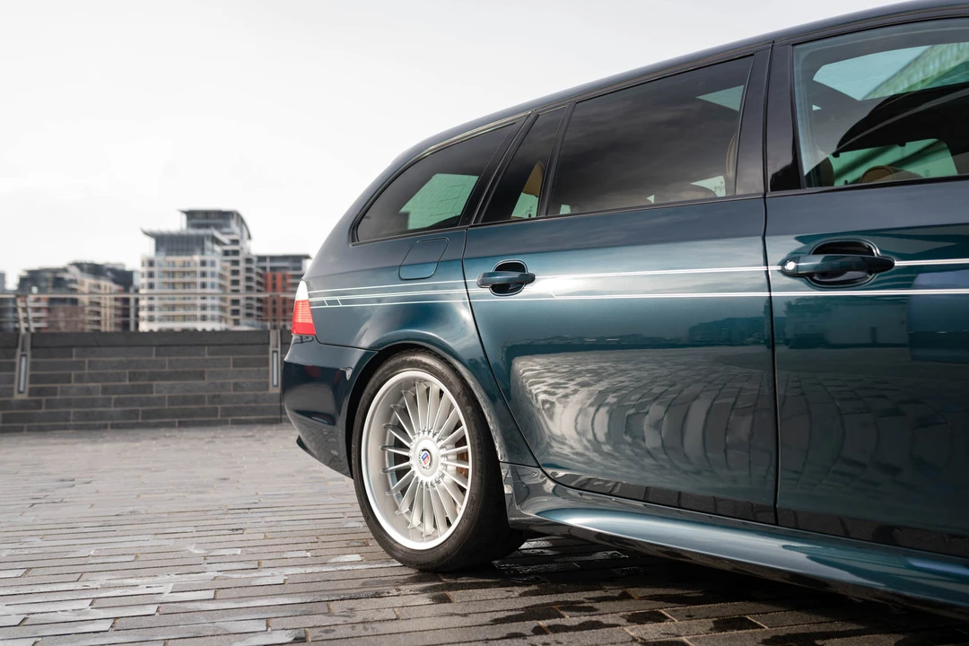 2005 BMW Alpina B5 - Image 7 of 31