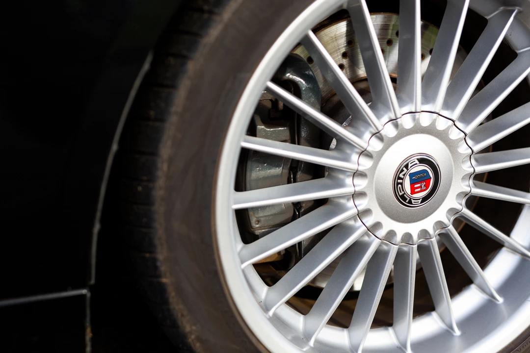 2005 BMW Alpina B5 - Image 18 of 31