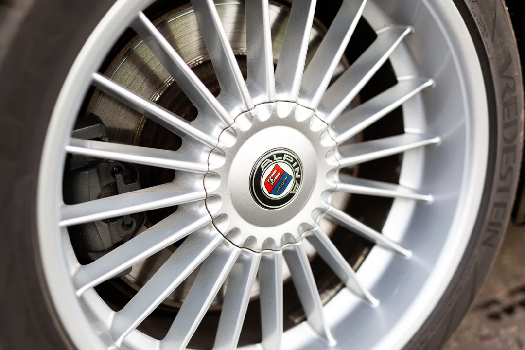2005 BMW Alpina B5 - Image 23 of 31