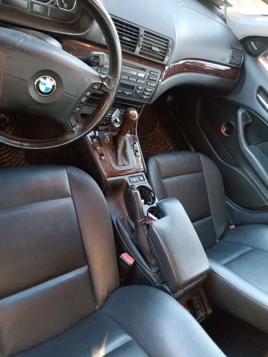 2005 BMW E46 330i & 330Ci - Image 9 of 11