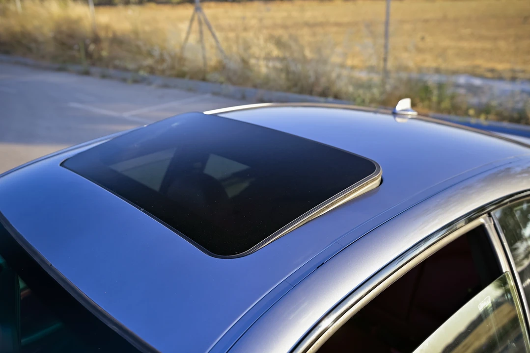 2005 BMW E46 M3 - Image 28 of 31