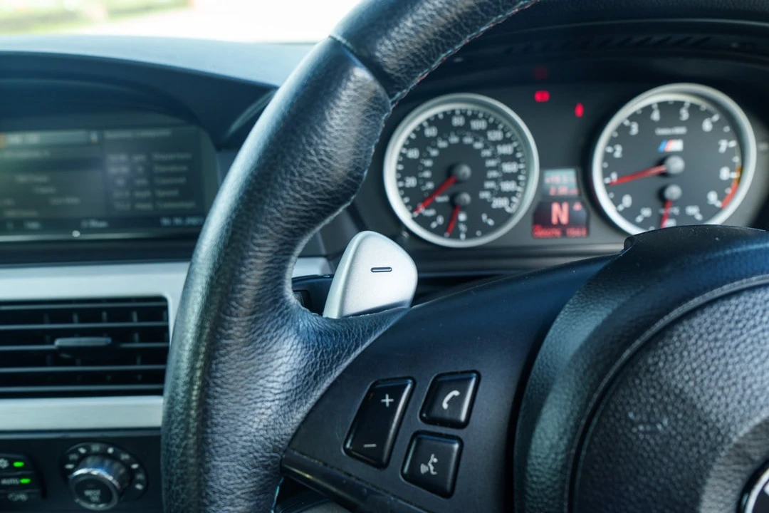 2005 BMW E60 M5 - Image 17 of 30