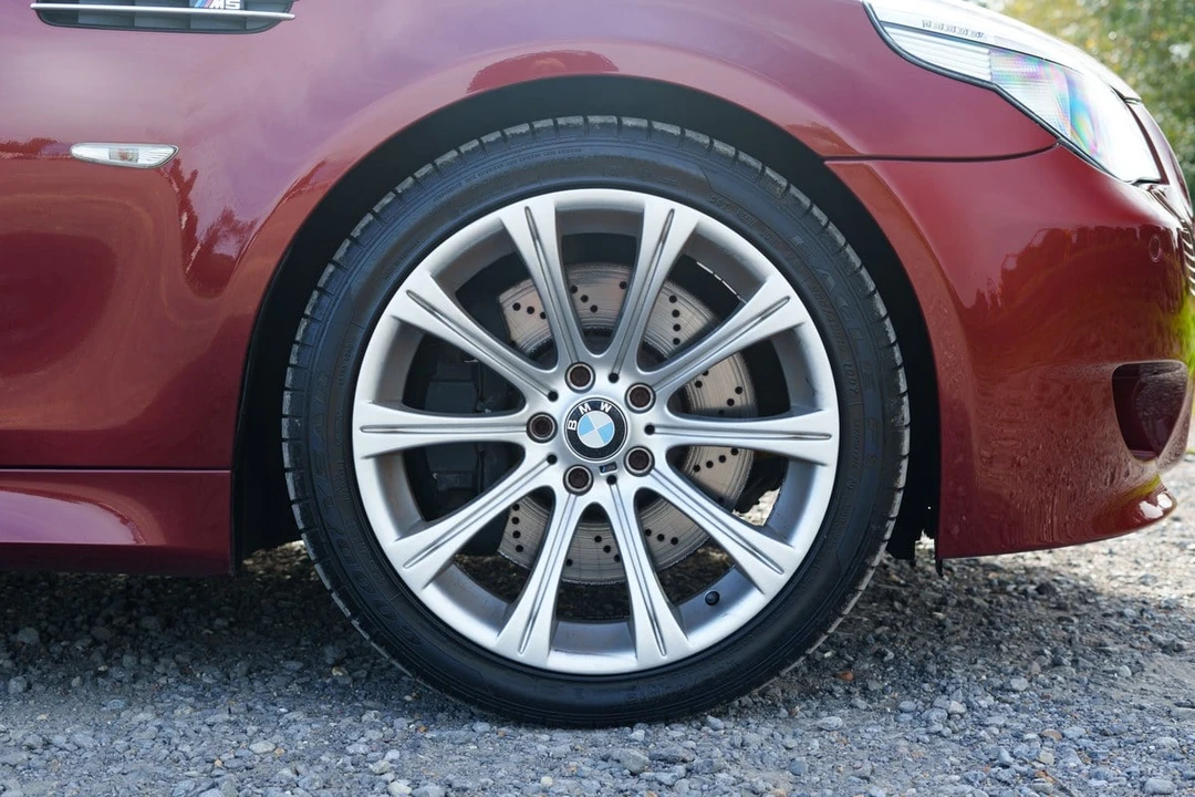 2005 BMW E60 M5 - Image 15 of 30