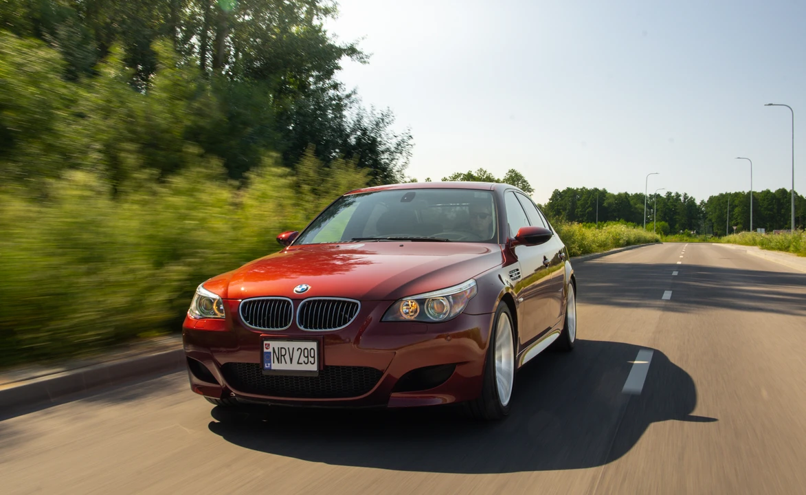 2005 BMW E60 M5 - Image 10 of 31