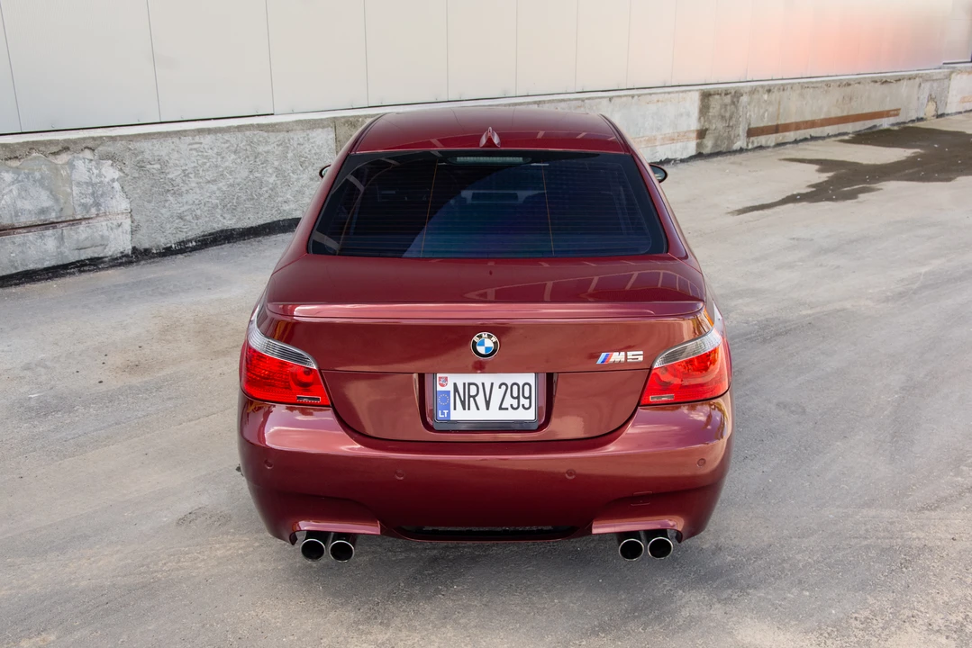 2005 BMW E60 M5 - Image 16 of 31