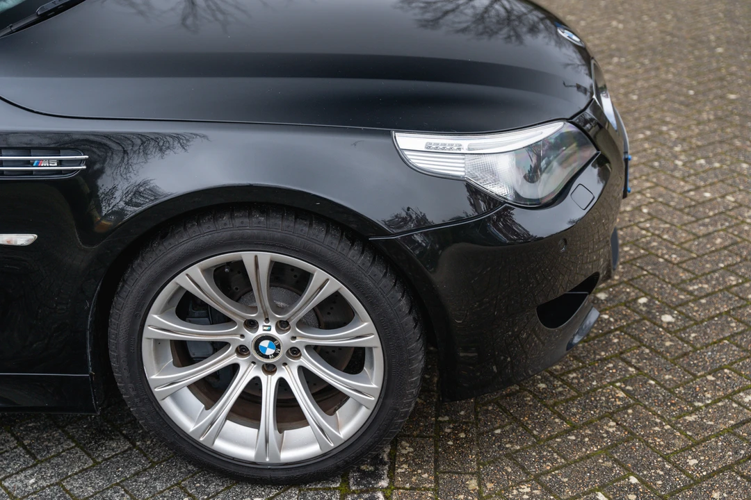 2005 BMW E60 M5 - Image 28 of 31