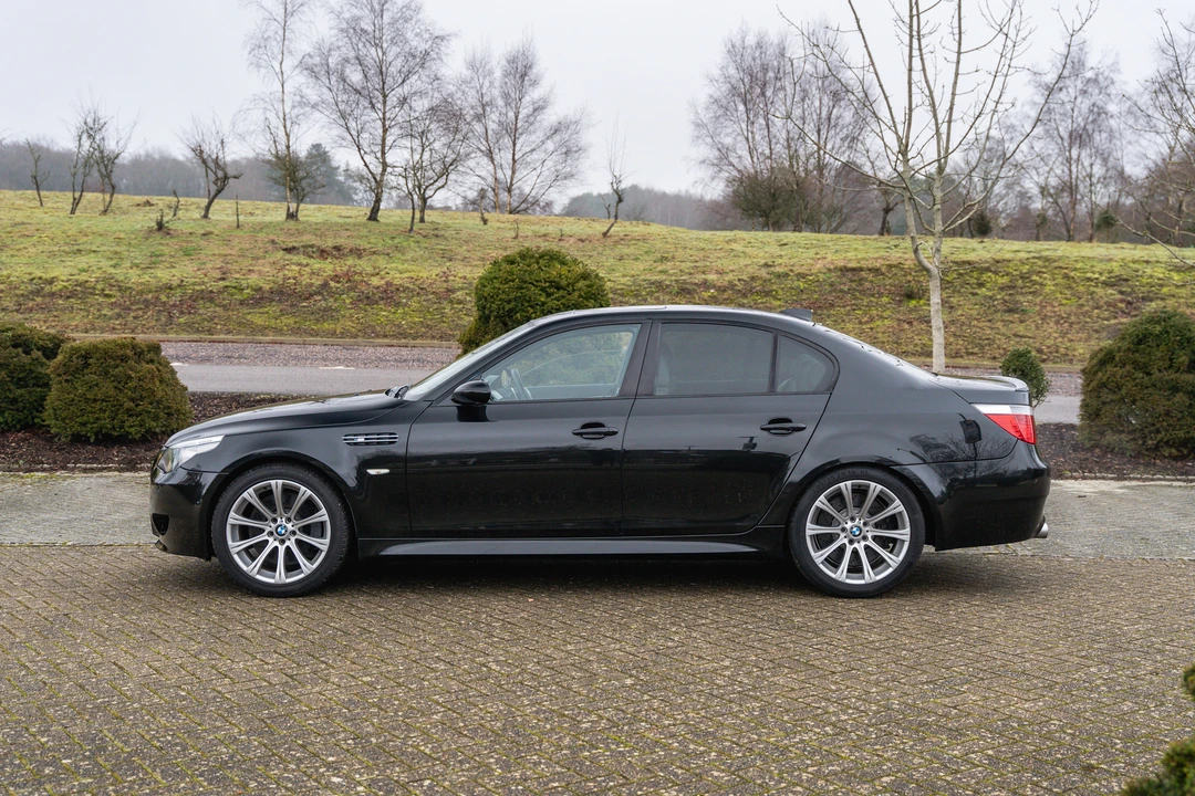 2005 BMW E60 M5 - Image 13 of 31