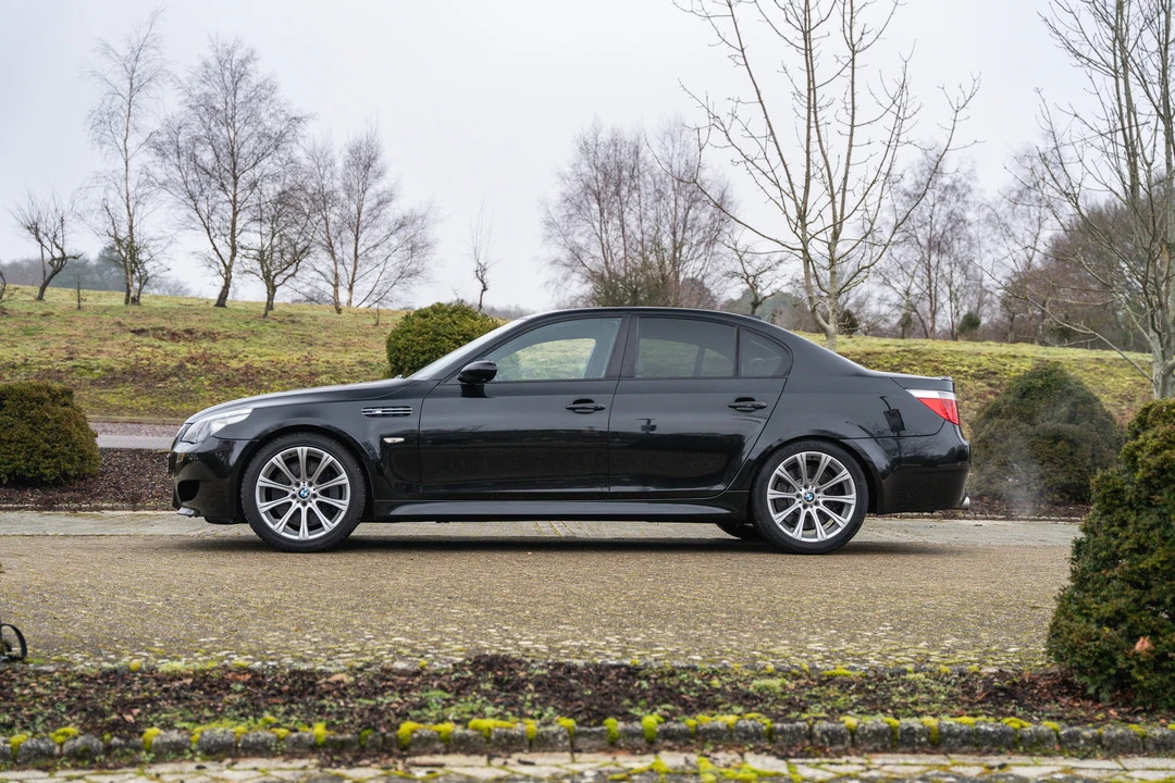 2005 BMW E60 M5 - Image 14 of 31