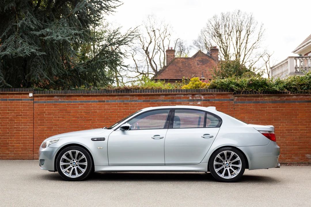 2005 BMW E60 M5 - Image 16 of 31