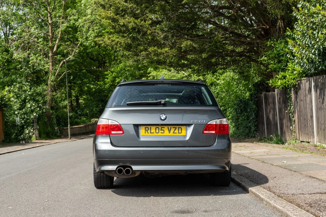 2005 BMW E61 545i & 550i Touring - Image 17 of 30