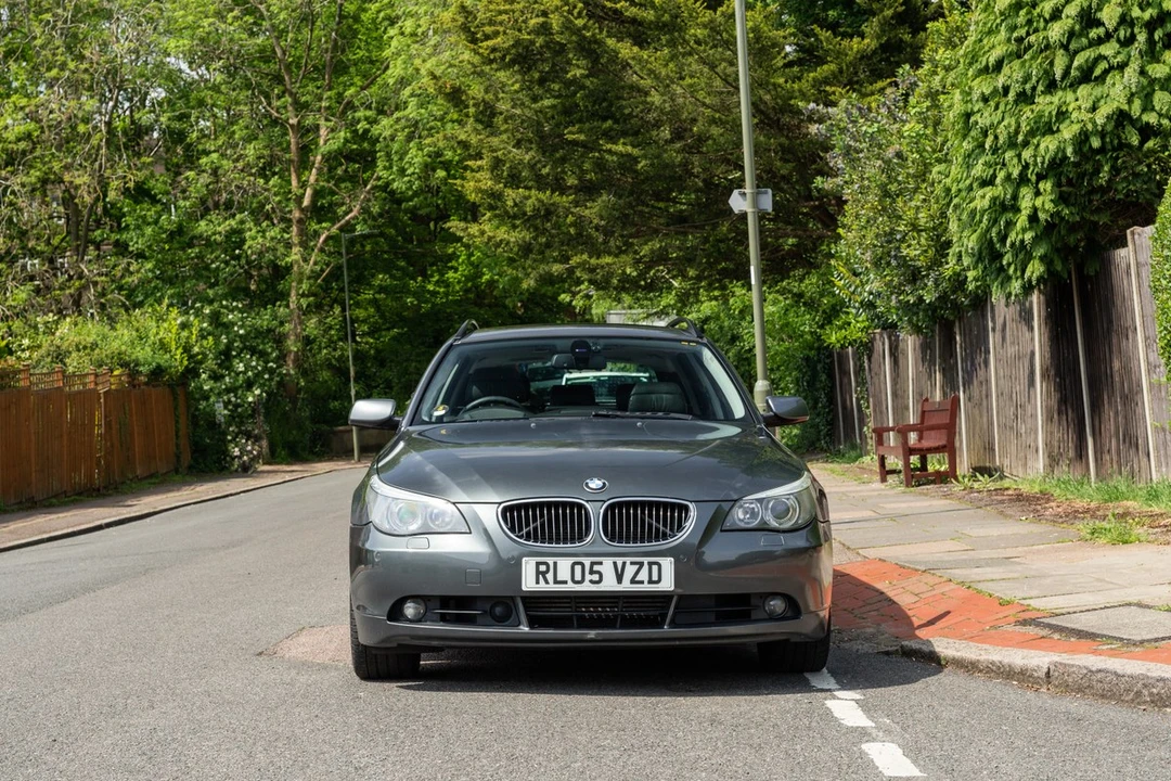 2005 BMW E61 545i & 550i Touring - Image 18 of 30