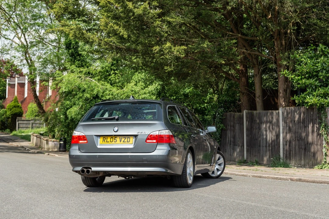 2005 BMW E61 545i & 550i Touring - Image 7 of 30