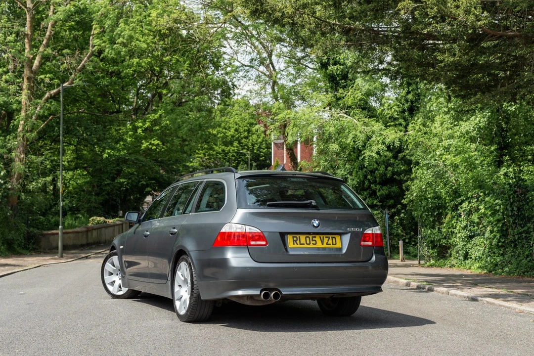 2005 BMW E61 545i & 550i Touring - Image 5 of 30