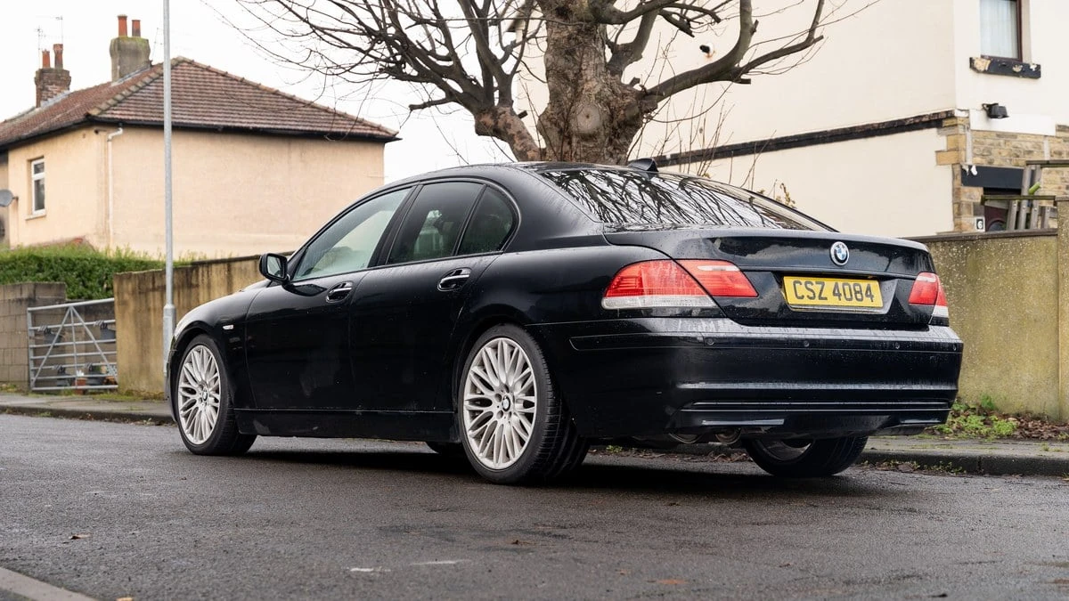 2005 BMW E65/E66 750i & 760i Sedan - Image 9 of 30